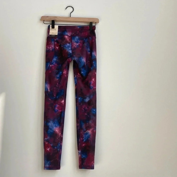 NWT Calia Underwood Leggings Xs Mid-Rise 7/8 Ankle Galaxy
Energize Winter sky - Picture 5 of 11
